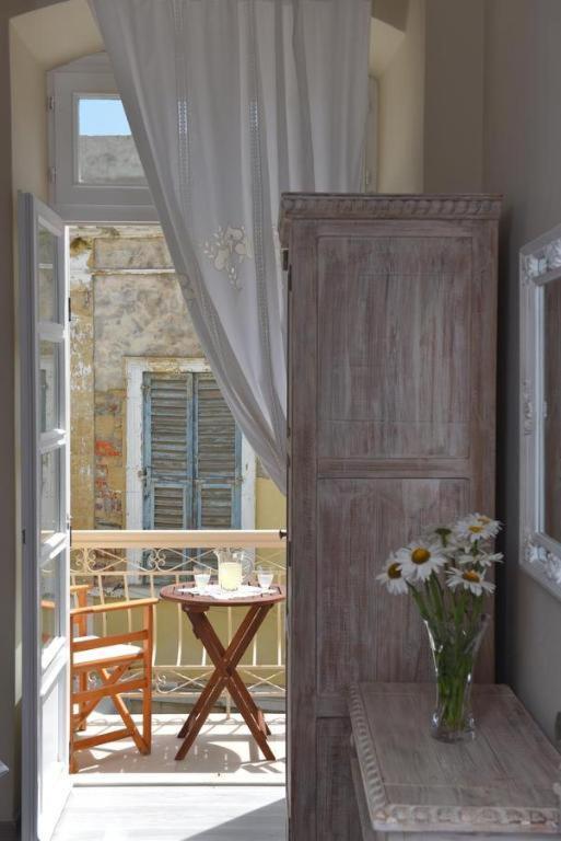 Oisyra Boutique Suites إرموبولّي المظهر الخارجي الصورة